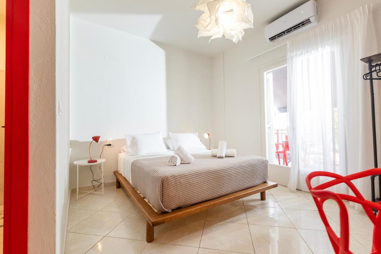 Mondrian Guest House スキアトスタウン エクステリア 写真