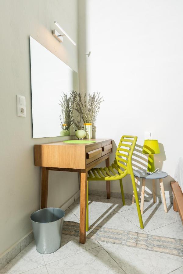 Mondrian Guest House スキアトスタウン エクステリア 写真