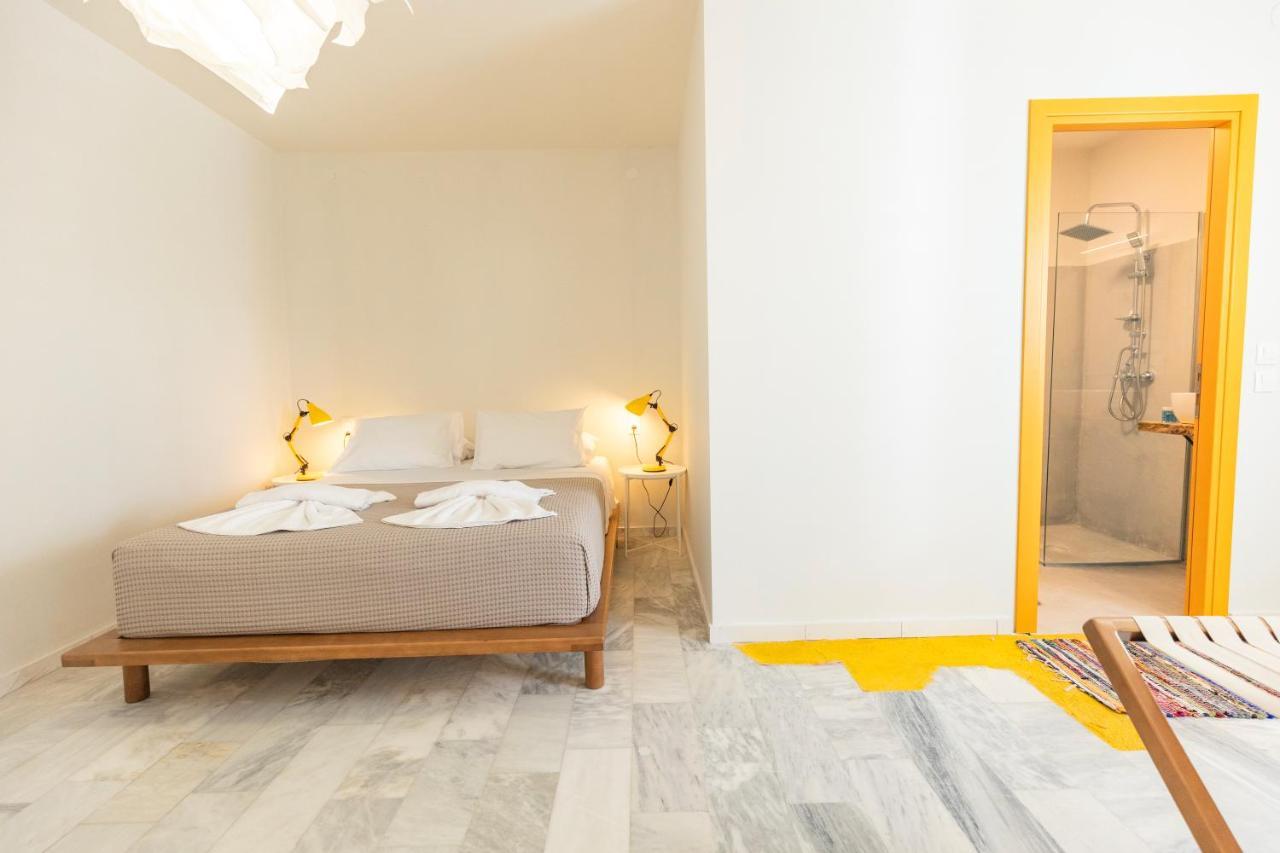 Mondrian Guest House スキアトスタウン エクステリア 写真