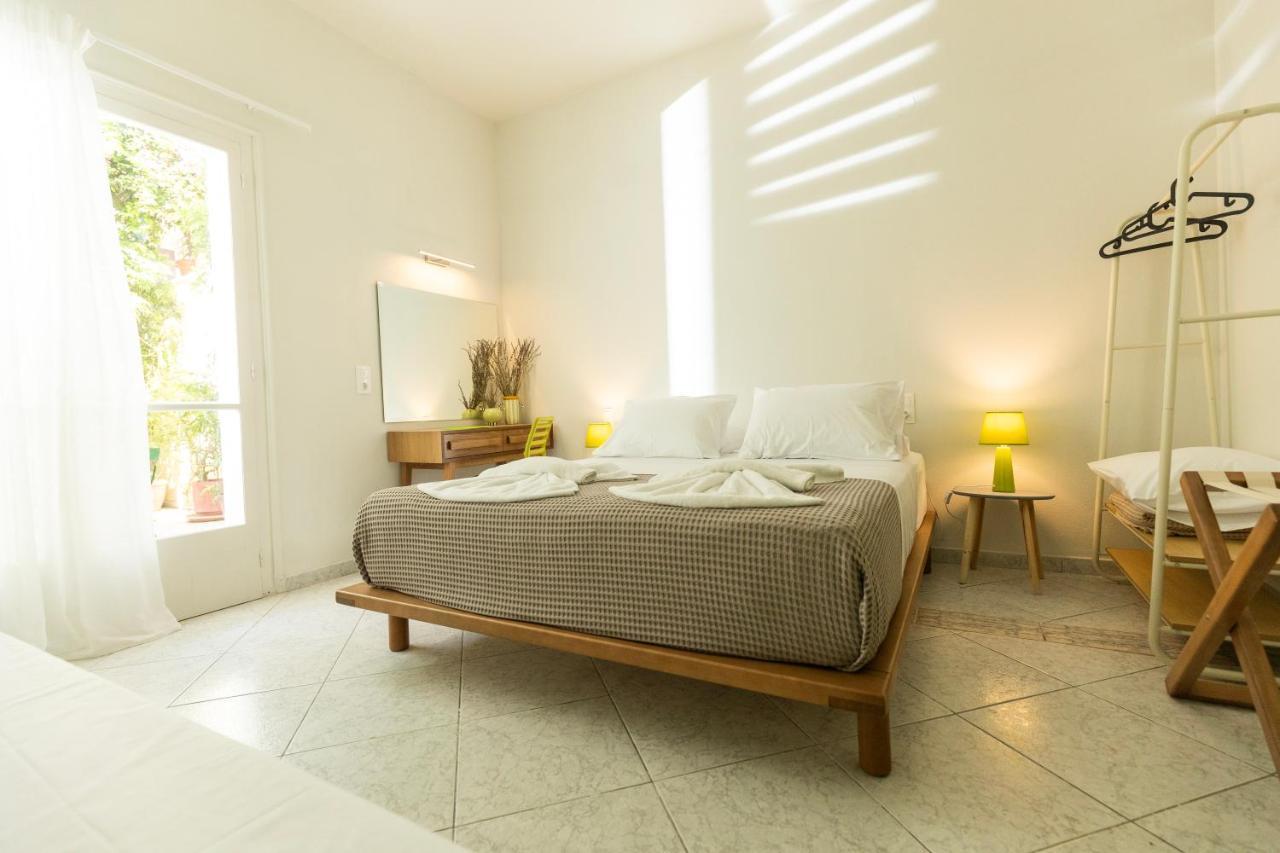 Mondrian Guest House スキアトスタウン エクステリア 写真
