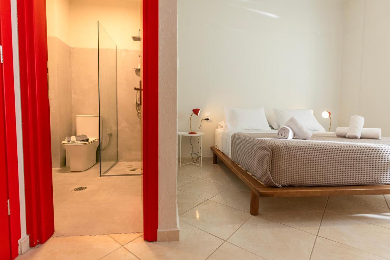 Mondrian Guest House スキアトスタウン エクステリア 写真