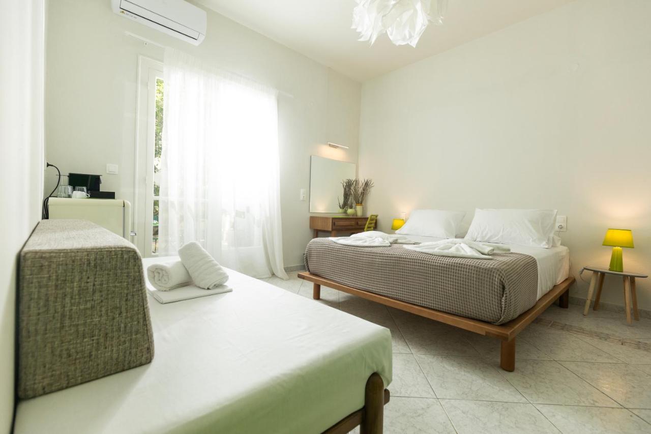 Mondrian Guest House スキアトスタウン エクステリア 写真